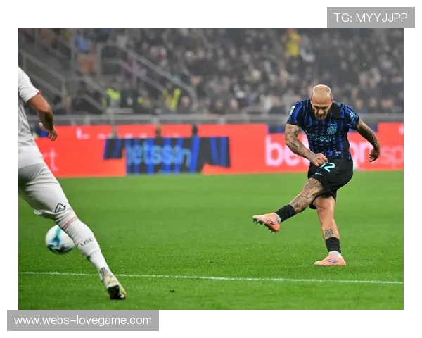 国际米兰客战克雷莫内塞:领头羊火力全开对阵八轮不胜弱旅 国际米兰客战克雷莫内塞:领头羊火力全开对阵八轮不胜弱旅